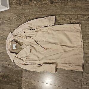 Aritzia Babaton Lawson Trench Coat size XXS